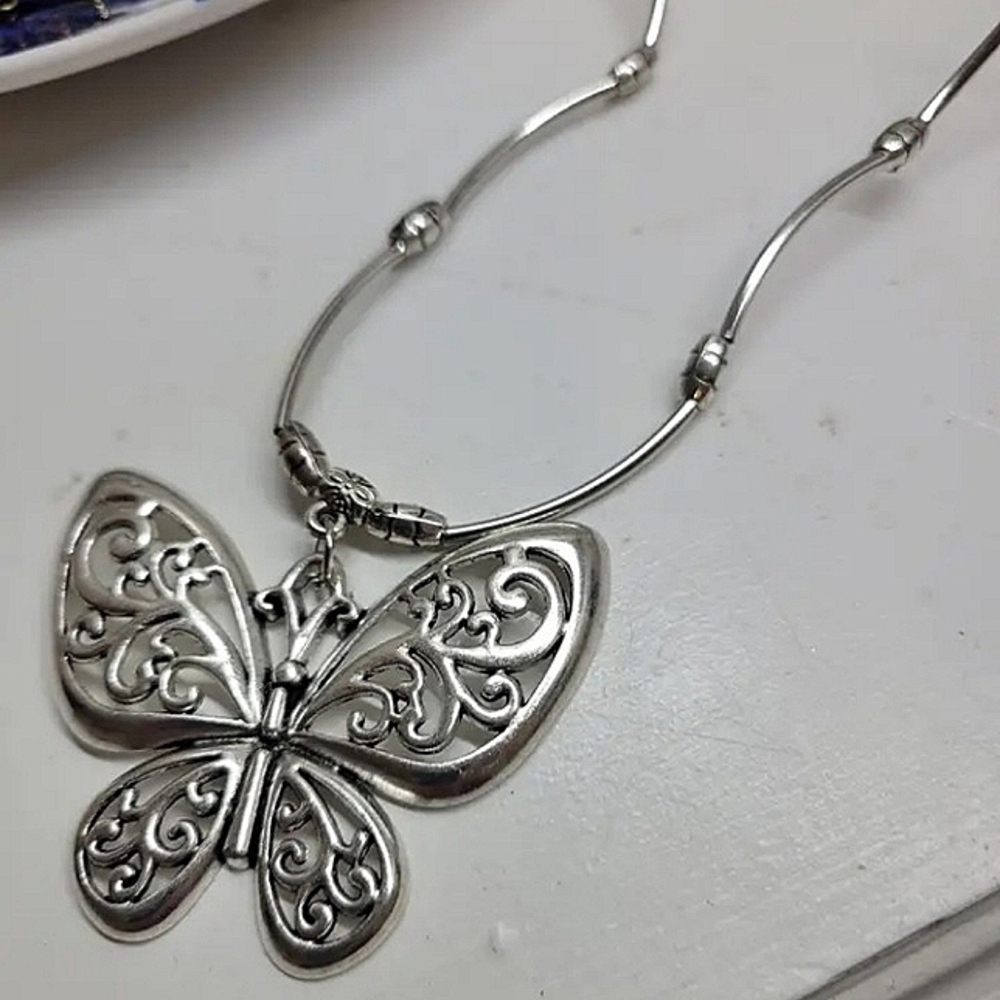 Butterfly Necklace - Picture 2 of 13